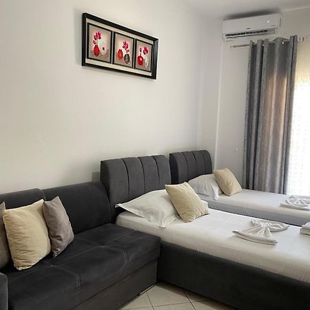 Niko Apartament Vila Sarandë Exterior foto